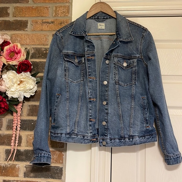 GAP Jackets & Blazers - GAP jean jacket